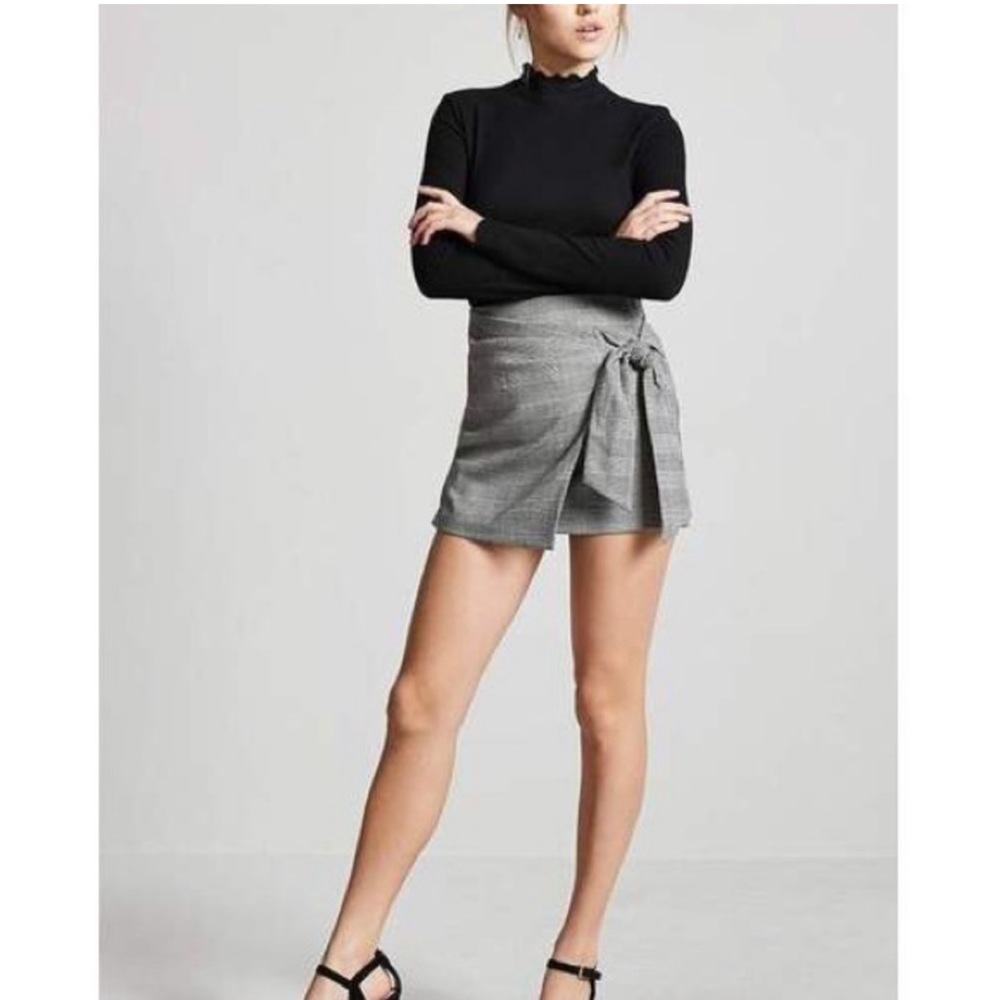 NWT 🤍Forever 21 Glen Plaid Mock-Wrap Mini Skirt